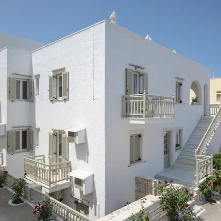 Lygdamis Downtown 3 Star Apartment *