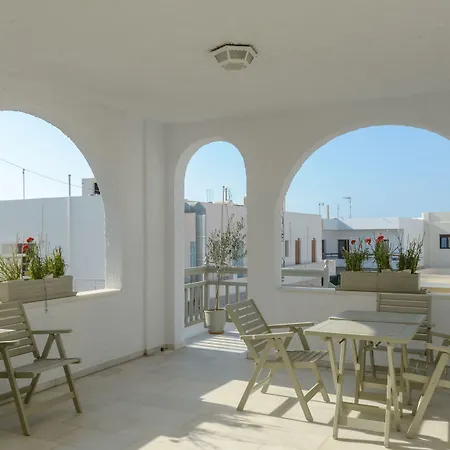 شقة Lygdamis Downtown 3 Star *