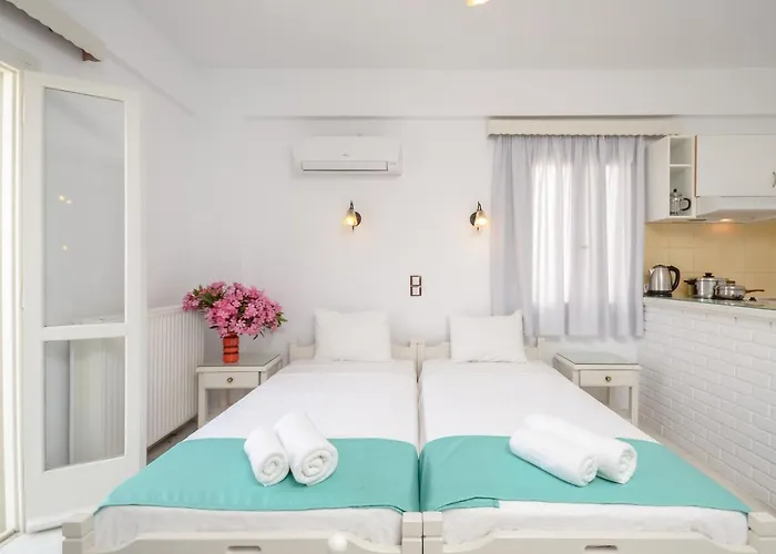 Апартаменты Lygdamis Downtown 3 Star *